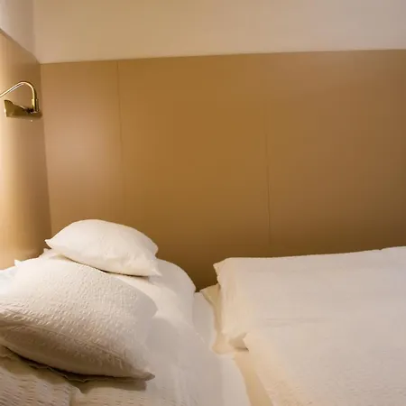 Huli Panzio Guest house 3*