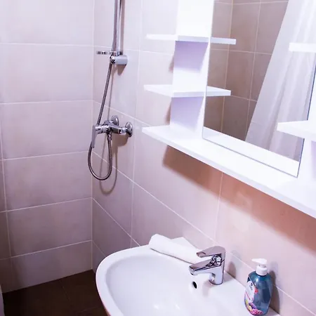 Huli Panzio Guest house 3*