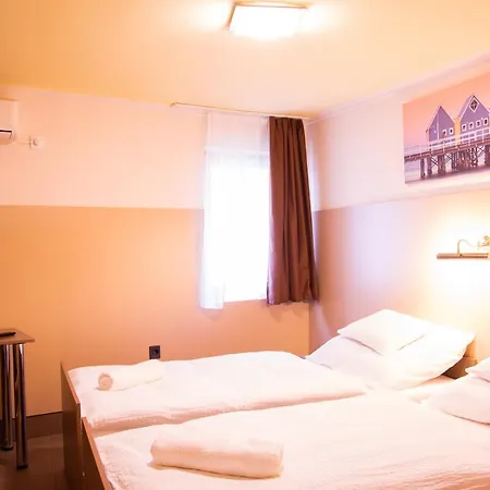 Casa de hóspedes Huli Panzio 3*