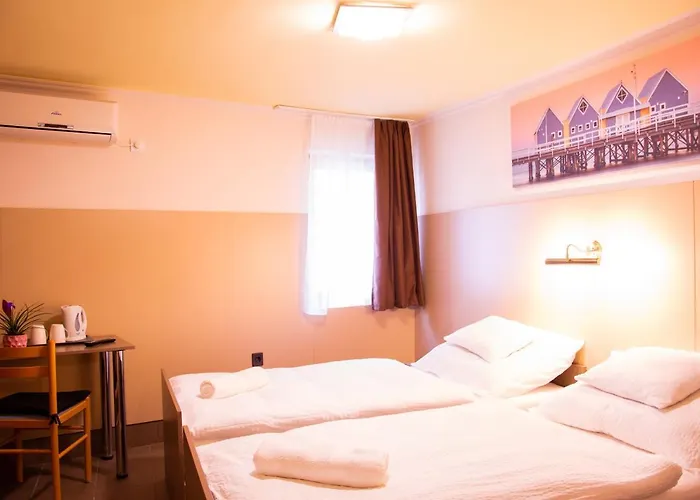 Guest house Huli Panzio 3*